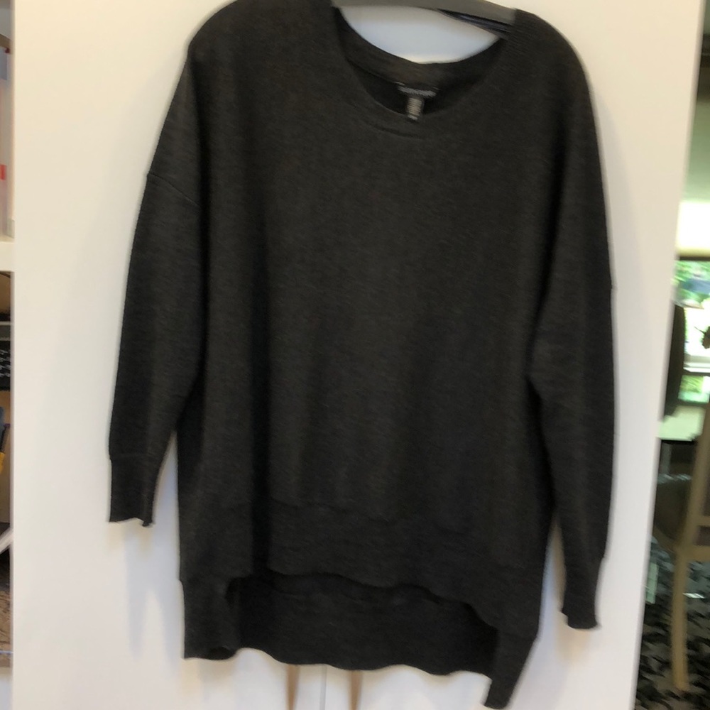 Oversized charcoal grey merino wool high low sweat